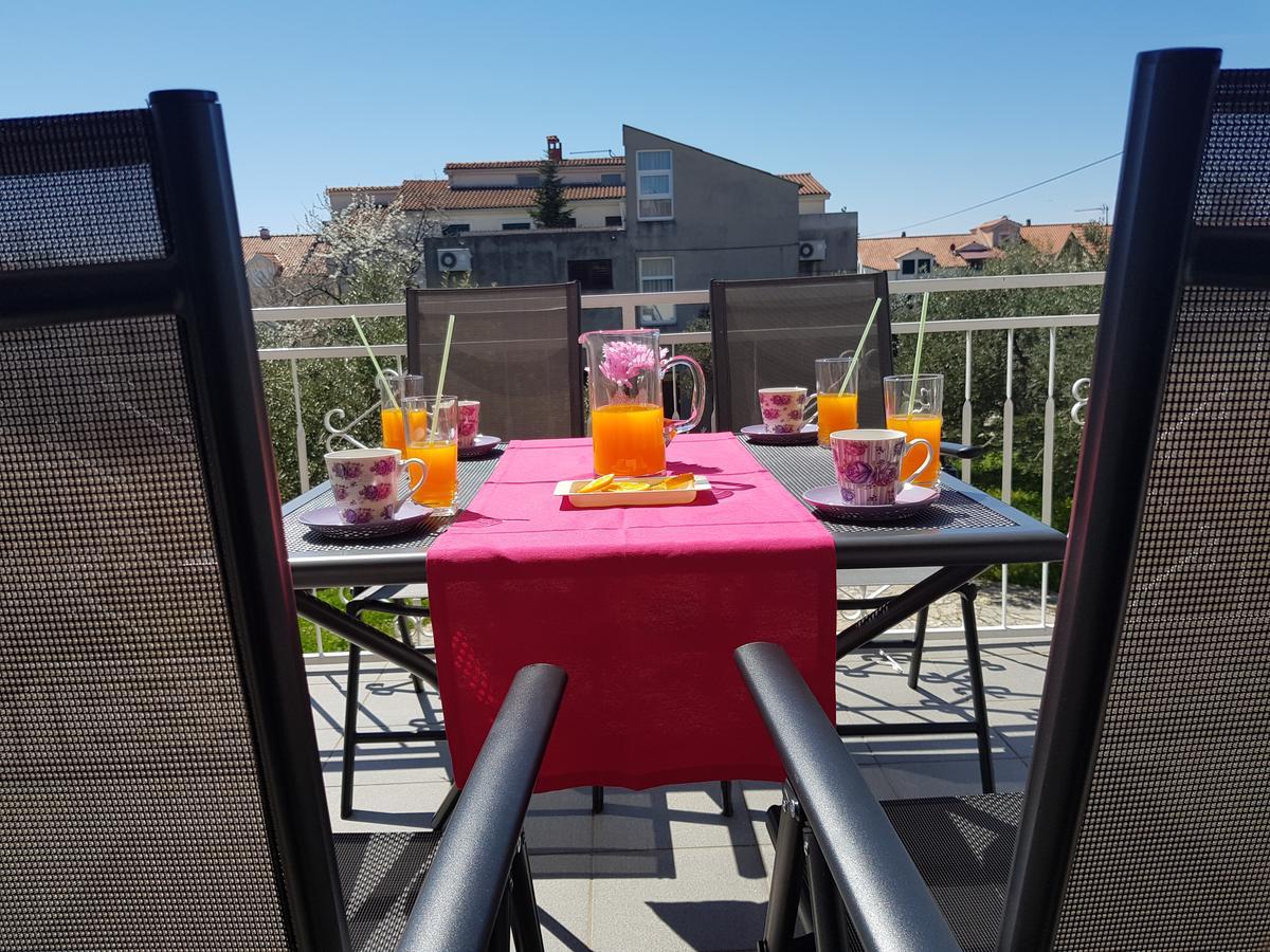 Apartmani Zoric Vodice Luaran gambar